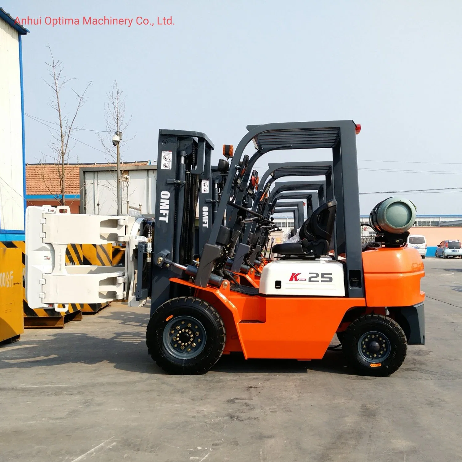 Factory Price 4wheels LPG Gasoline Petrol Forklift at 2t/2.5t/3t/3.5t with Cabin and Ce Certificate