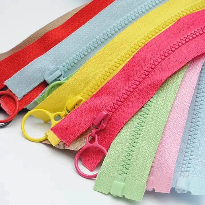 3# Plastic Zipper Closed- End