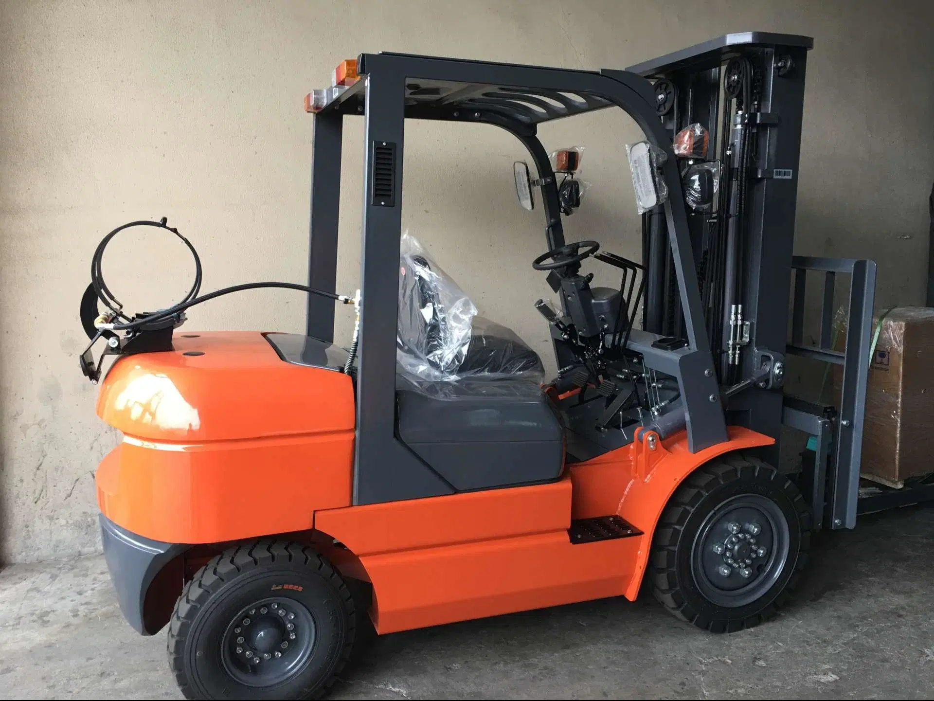 نظام الرفع المزدوج لبنزين LPG ForkLift 4.0 الطن، نظام الرفع المزدوج لبنزين LPG، نظام الرفع الشوكية لبنزين LPG، نظام