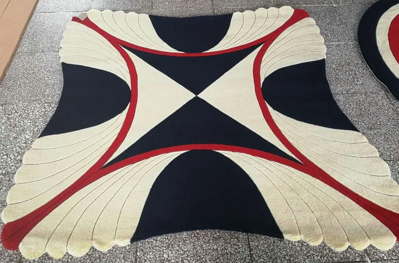 New Design Rhombus Woolen Carpet