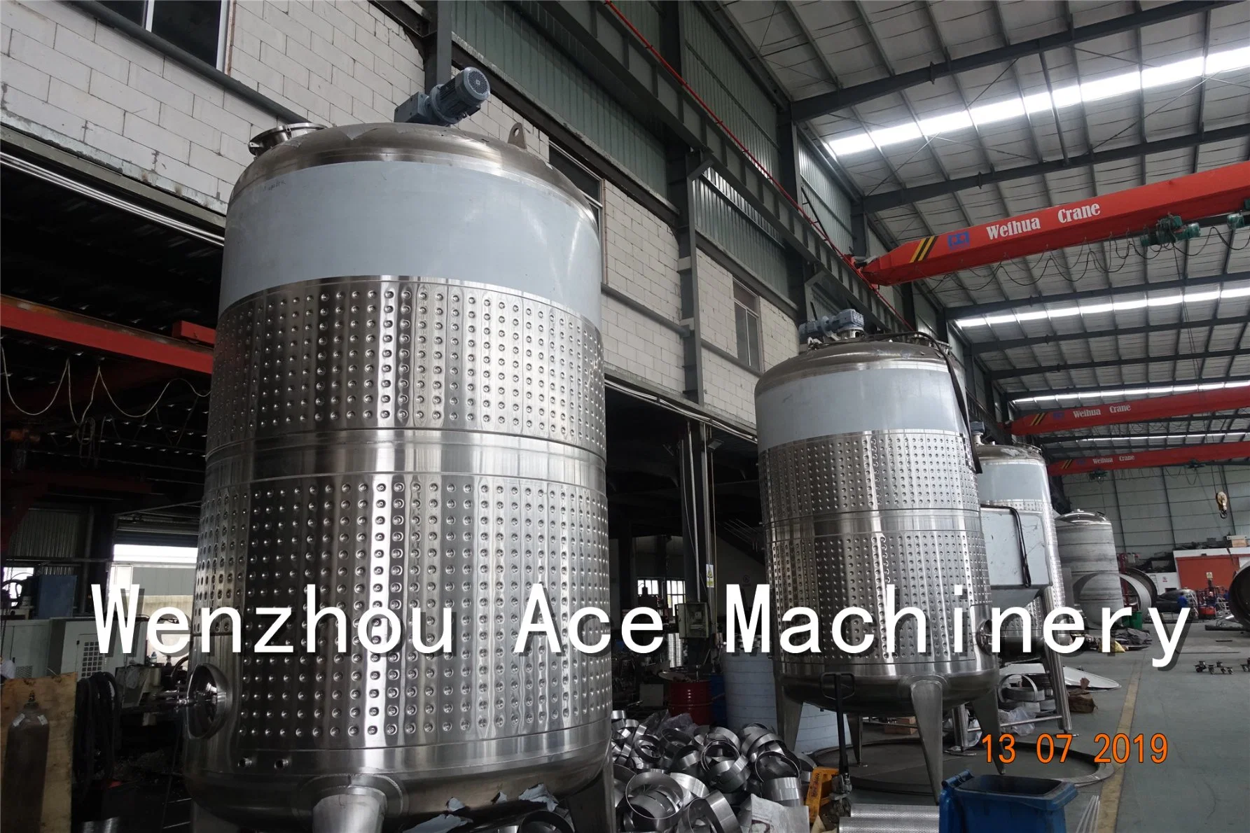 Best Price Stainless Steel Sanitary 1000L 2000L 3000L Micro Brewery Wine Making Equipment for Small Production