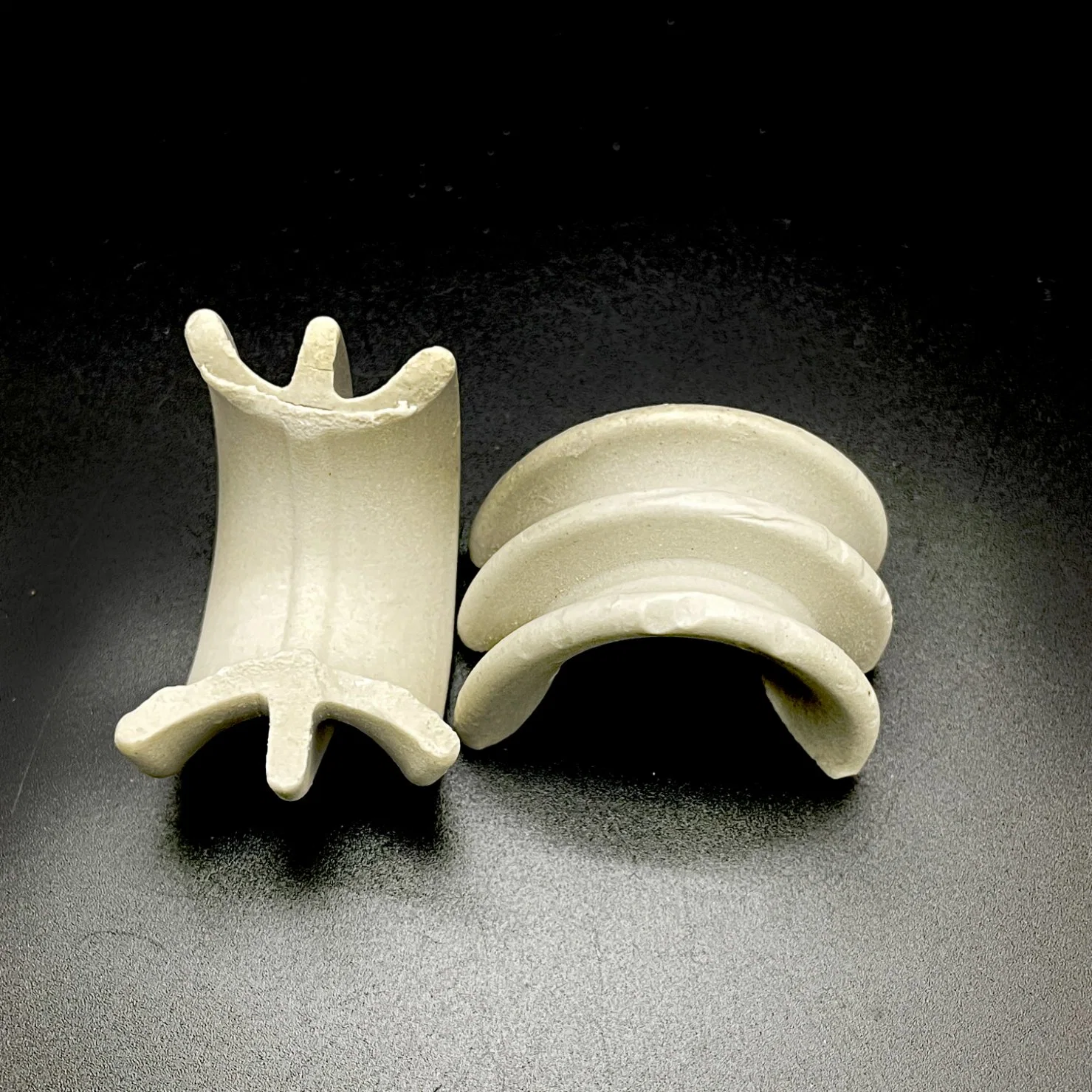 New Type Ceramic Intalox Saddle Ring Random Packing