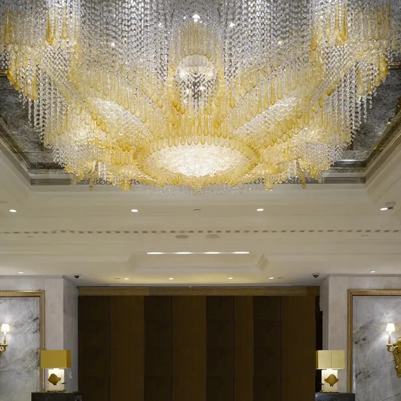 Plafonnier géant de luxe personnalisé pour le hall intérieur de l'hôtel Décoration haute qualité Creative Flower Design Crystal lustre Eclairage