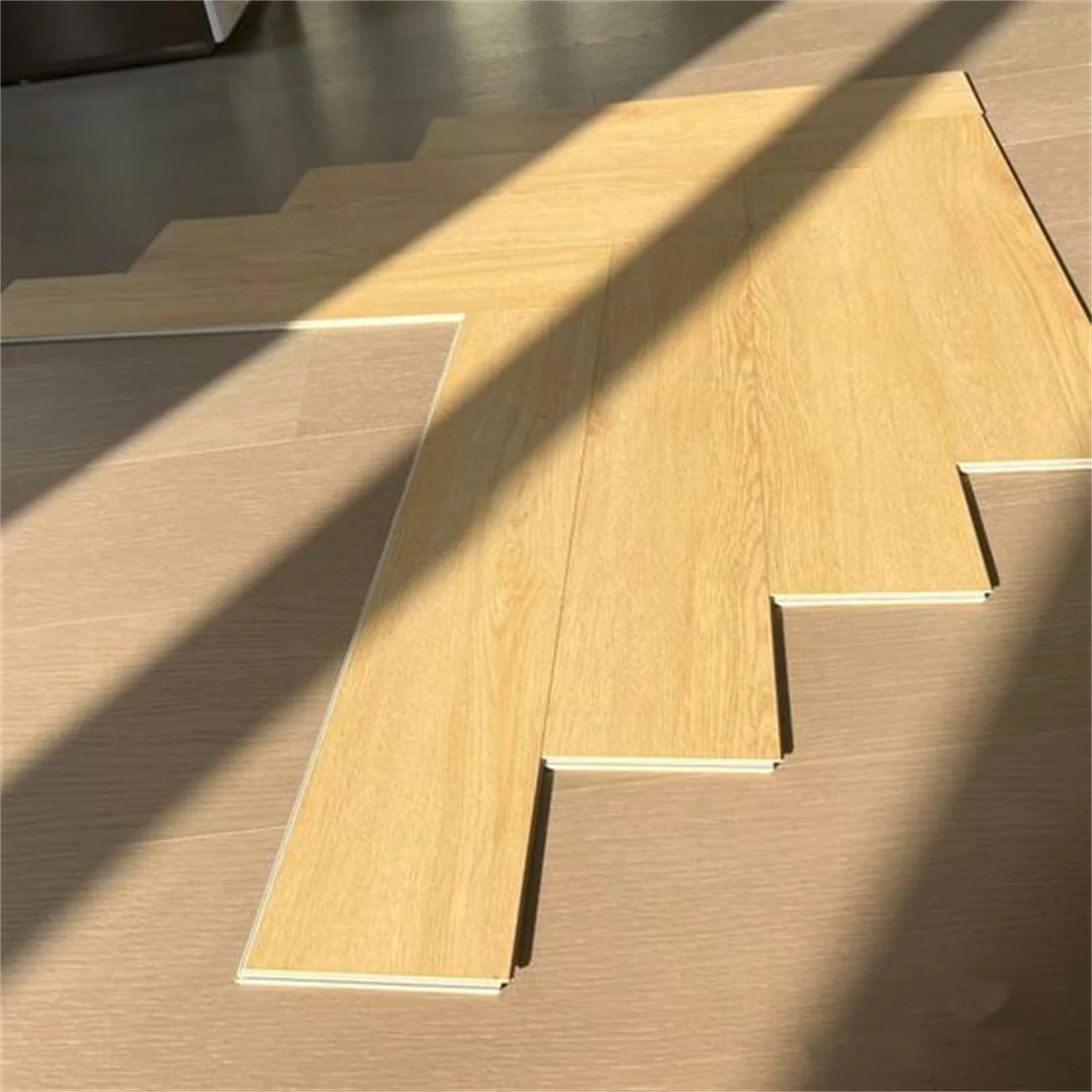 China Factory Top-Qualität PVC-Fliesen Klicken Sie auf Lock Vinyl Landhausdiele Boden SPC Bodenbelag, Wasserdichte Holz Unilin Klicken Sie auf LVT Bodenbelag