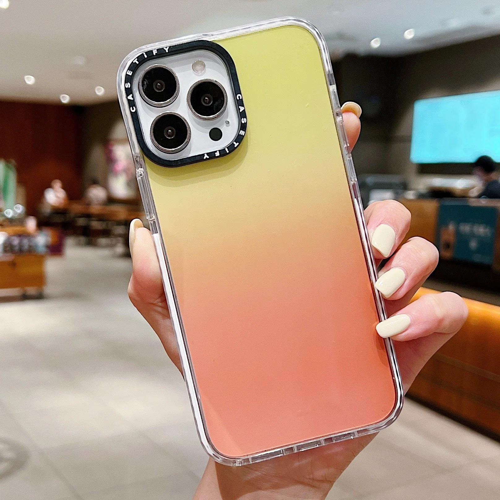 Popular Design Venda a quente de cores Gradiente óptico em TPU acrílico Capa para iPhone 13 12 11