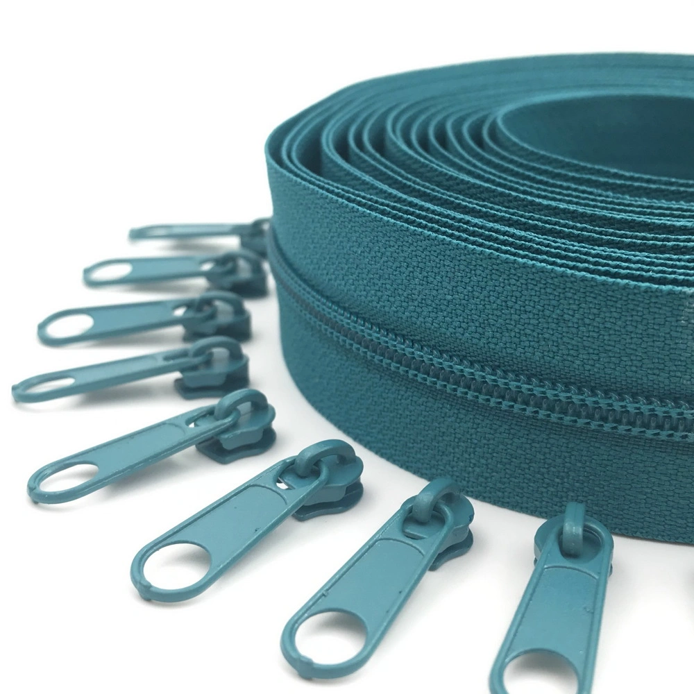 Deep Acid Blue Color Nylon Coil Zippers for Purses Bags and Other Sewing Projects