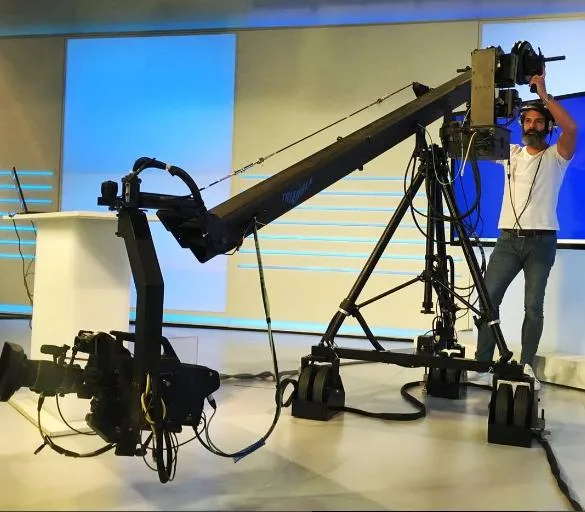 Stanton Triangle Extreme Jimmy Jib Camera Crane with 4 Wheels Dolly Kit