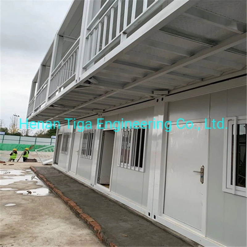 Modular Prefabricated Flatpack Storage Container Prefab House with Roller Shutter Door