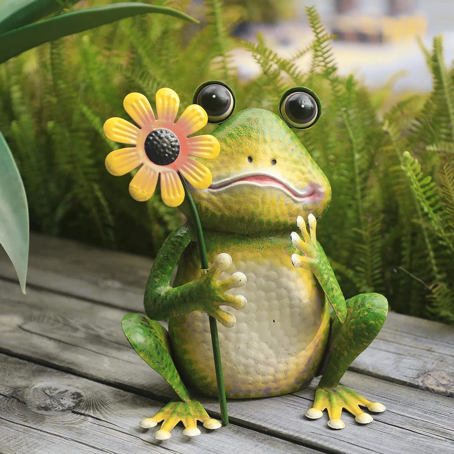 Garden Sunflower Statue Outdoor Decor Metal Frog Yard Art Sculpture