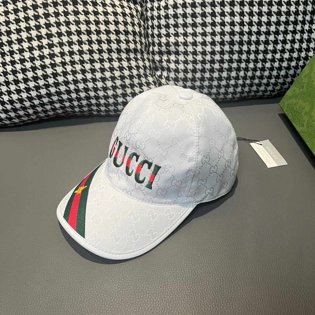 High-Quality Baseball Cap with Detailed Embroidery and Custom Mold