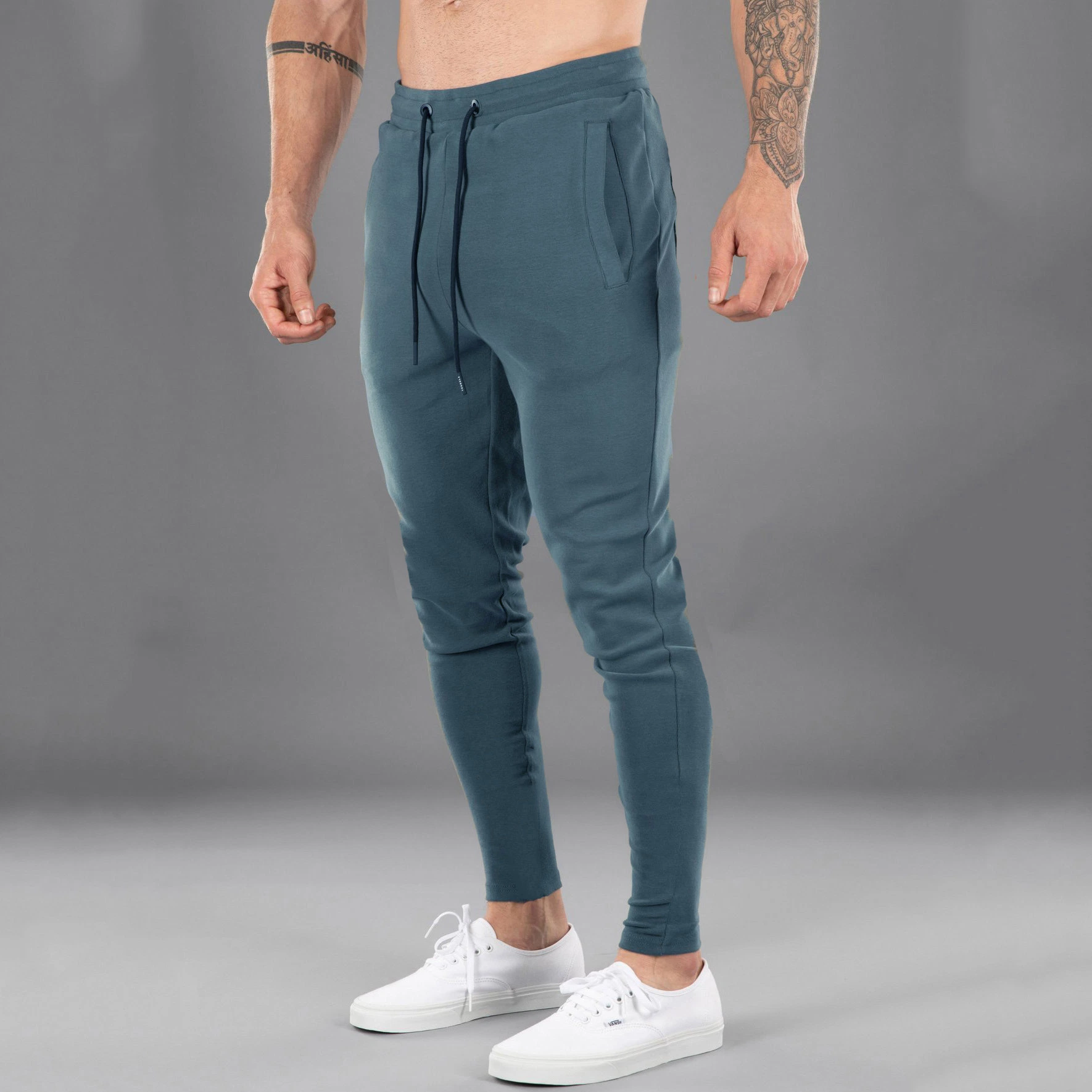 Spring and Autumn New Male Sports Casual Sweatpants Running Exercise Cotton Slim Elastic Small Feet Pants