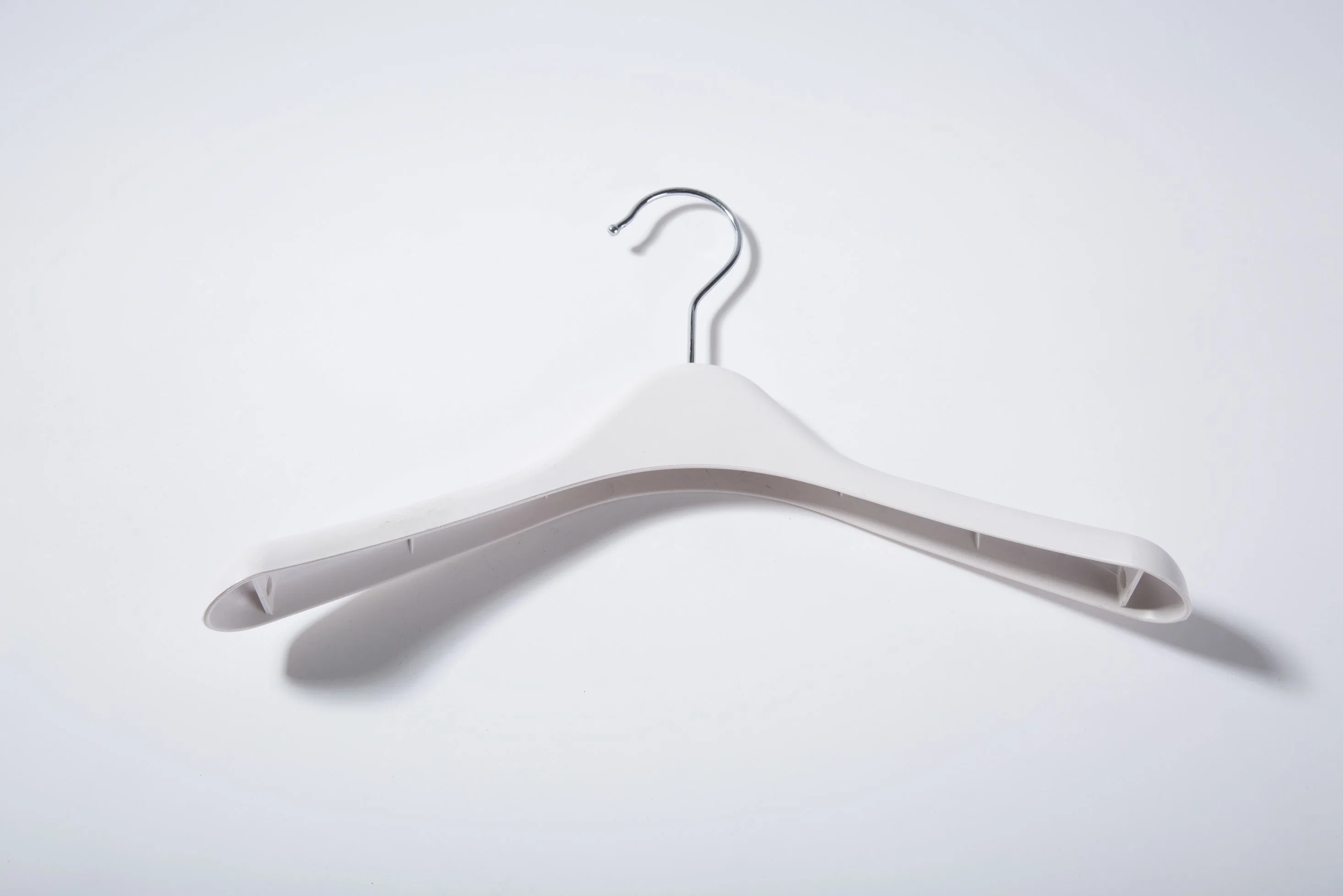 Multipurpose High End Plastic Clothes Hanger with High quality/High cost performance 