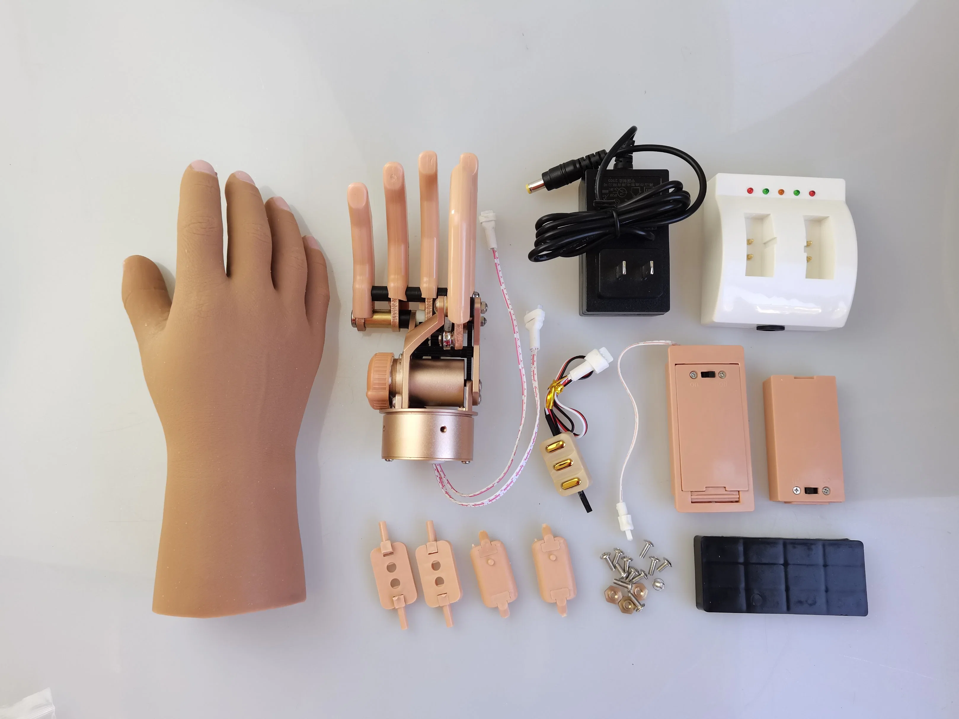 Prothetisches Vorderarm Myoelektrisches Handsystem mit drei Fingern Medical