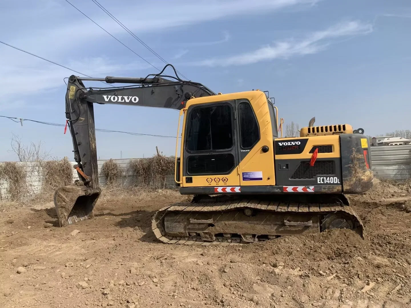 Volvo ce140dl excavadora sobre orugas