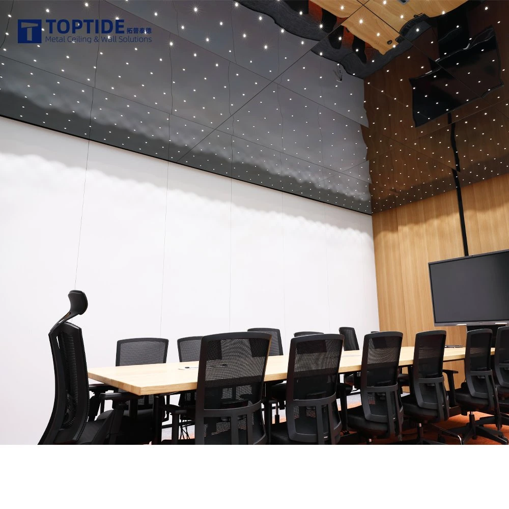 مقاومة الأكسدة العالية مرآة سطح المنعكس المعادن الكاذبة لوح السقف مع مصباح LED