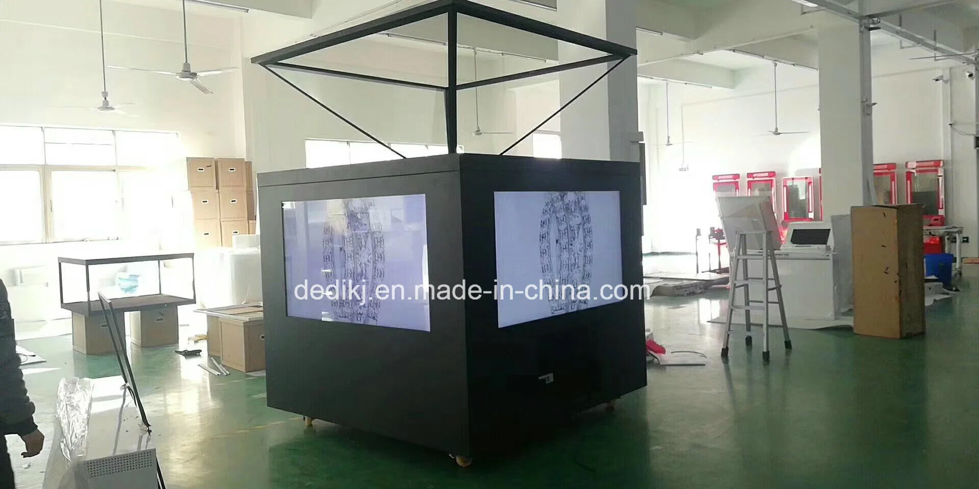 2m Height 360 Degree Holographic Touchscreen LCD Display Cabinet