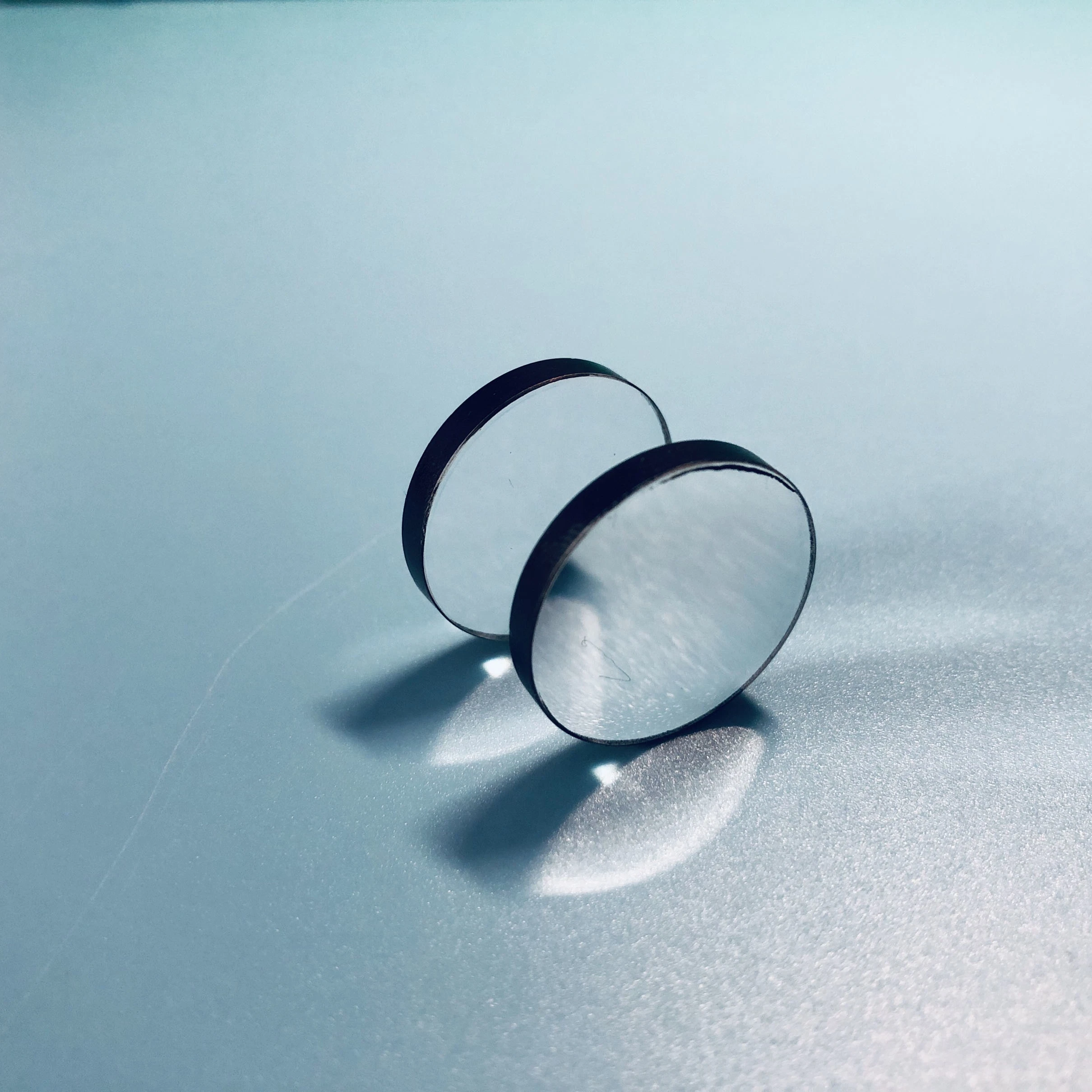 Ar Coated Edge with Black Paint Optical UV Fused Silica/Jgs1/Quartz Glass Meniscus Concave Convex Lens for Laser System