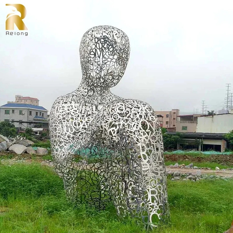 La alta calidad famoso metal moderno abstracto en el exterior de acero inoxidable estatua de rodillas a desaparecer la figura de la Escultura