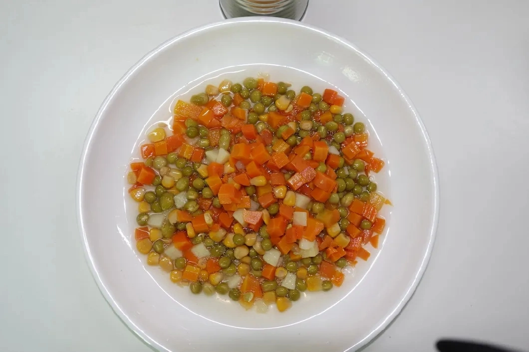 Nouvelle saison en conserve légumes mélangés avec maïs de carotte Pea à Choisissez dans les boîtes