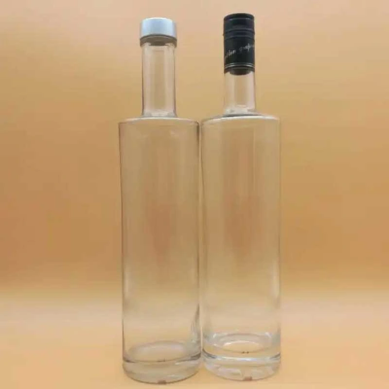 Custom Empty Luxury 750ml Clear Liquor Spirit Vodka Glass Bottles White Wine Bottles Whisky Unique Glass Rum Glass Bottle Round Bottle for Beverage Packing