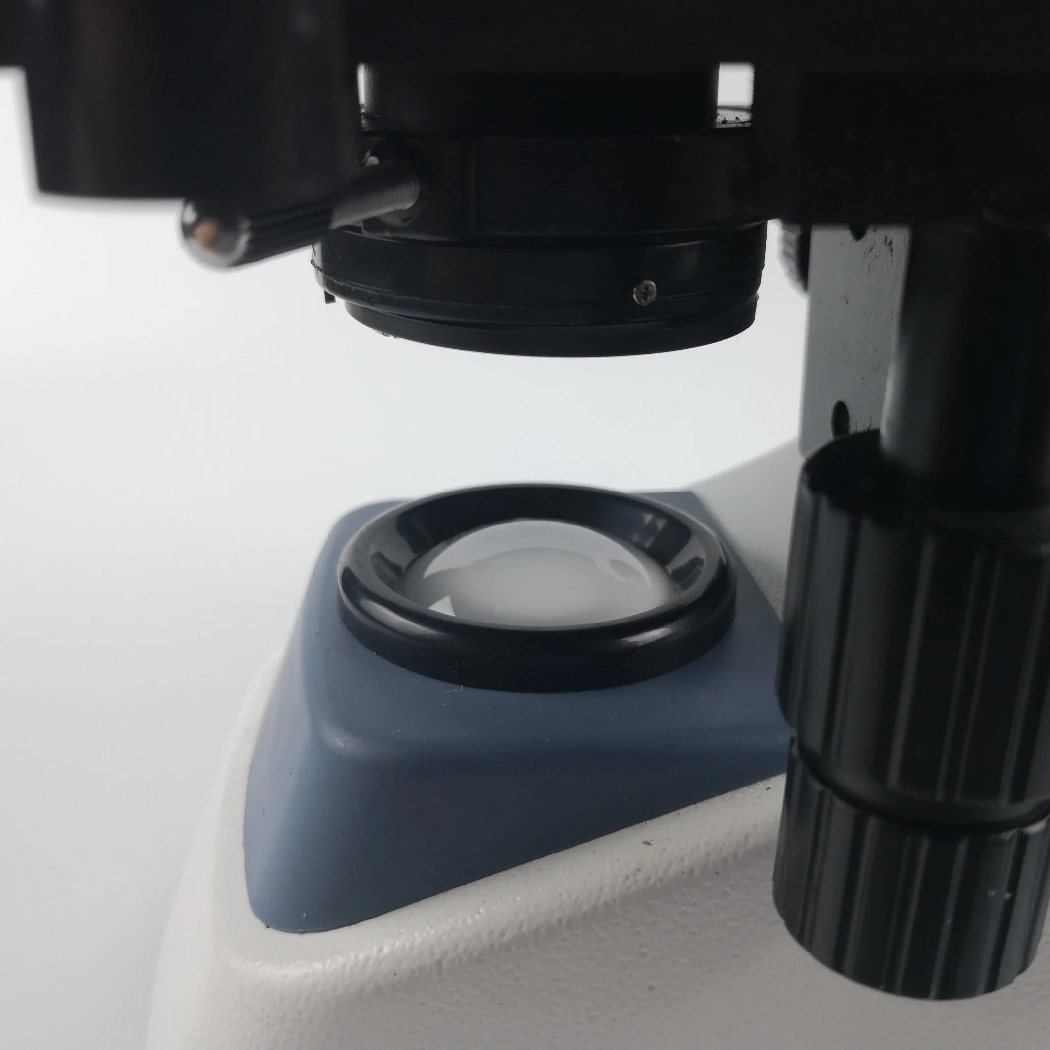 Trinocular Biological Student Microscope for Lab