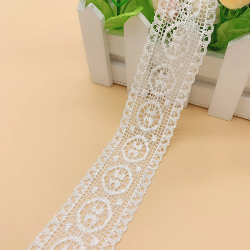 New Fashion Flowers Embroidered Elastic Lace Fabric for Lingerie