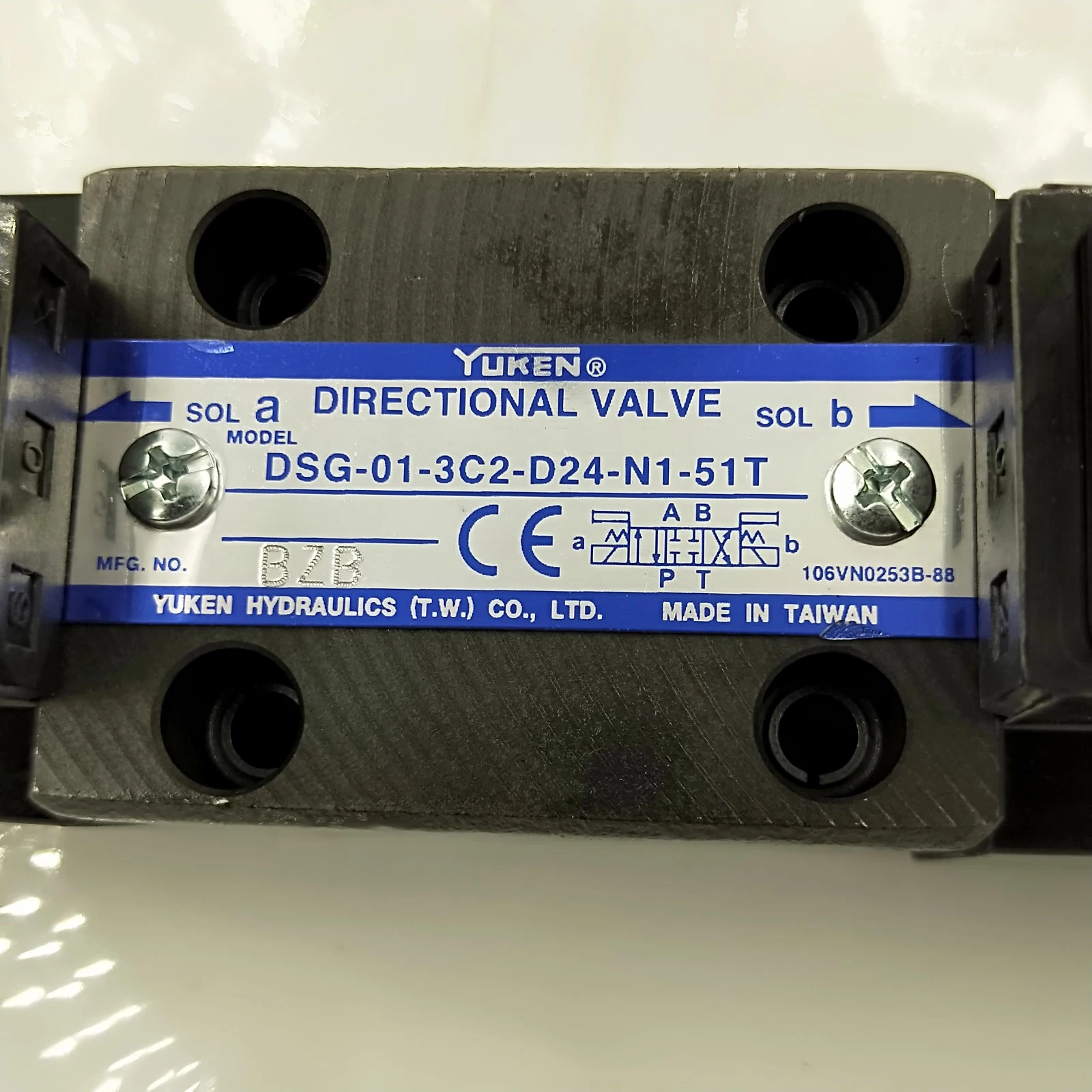 Factory Direct Sale Hydraulic Buttery Valve DSG-01-3c2/3c3/3c4/3c6 Dl DSG