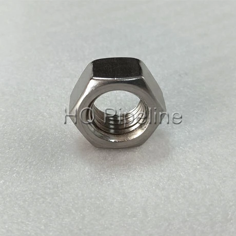 Tornillo hexagonal y tuerca de acero inoxidable SS304 SS316 DIN933 DIN931