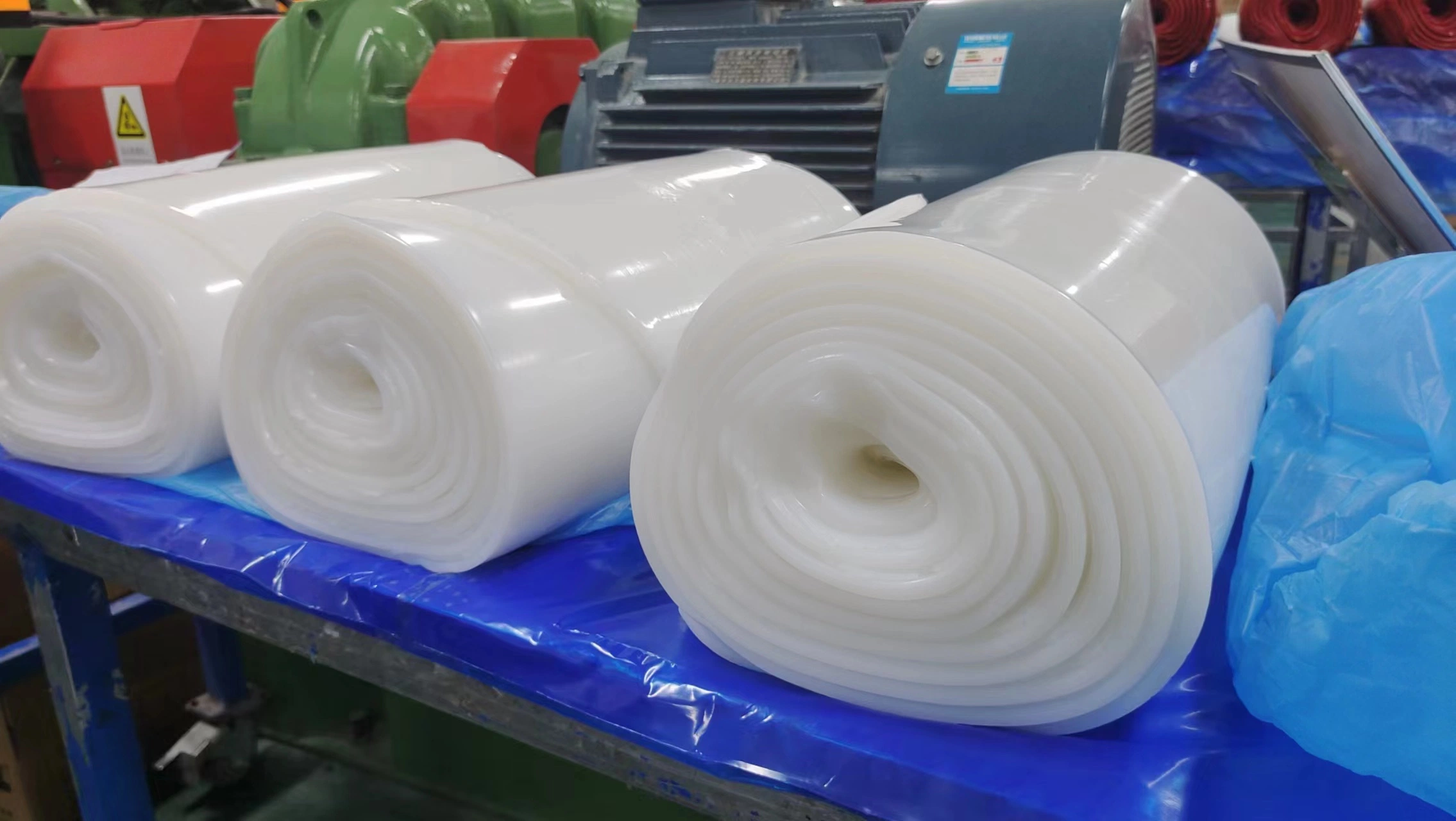 Silicone Rubber Used for Oil Ring, Gasket and Roller with Hardness 80 Shore a