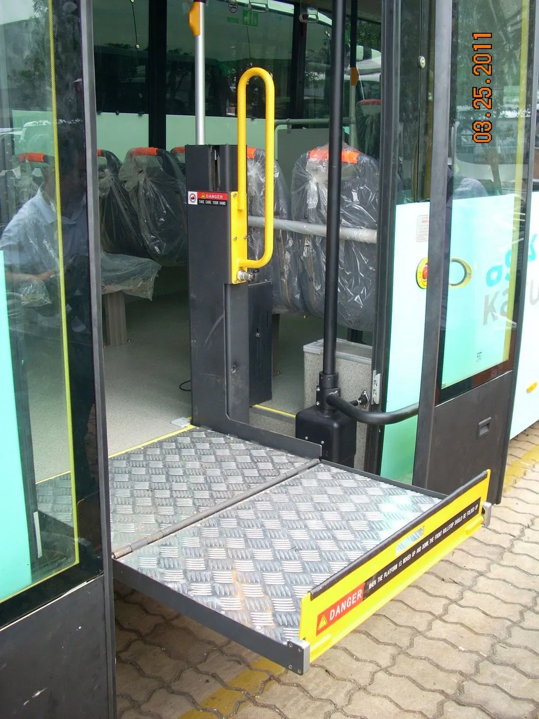 Wl-Step-800 Wheelchair Lift