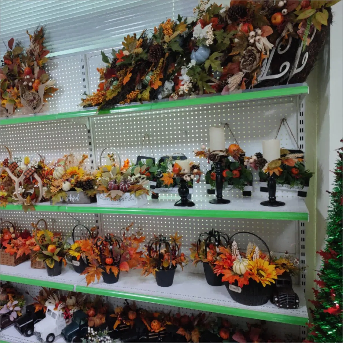 OEM Factory Customized Harvest Decoration Harvest Figurines Polyresin Garden Ornament Artificial Garden Ornaments Resin Garden Crafts Manufacturer in China