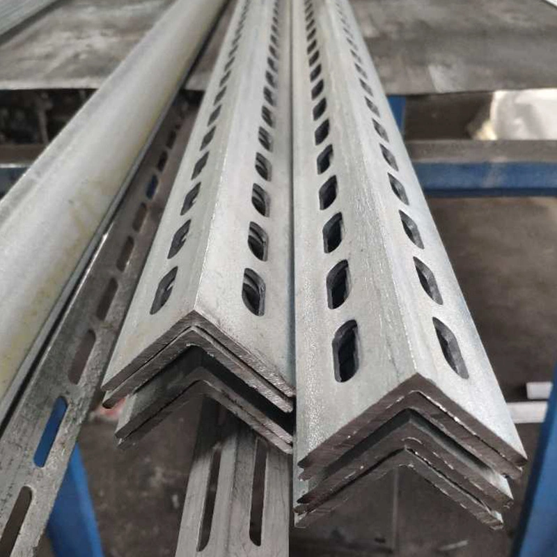 Construcción Ingeniería material metálico Q235 ángulo de perforación de acero al por mayor