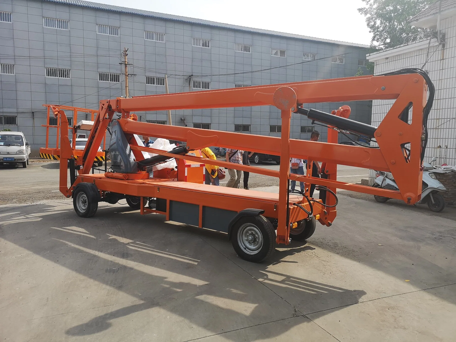 Aerail Work Boom Lift/Safe Boom Lift for High Work/Aerial Work Platform Lift