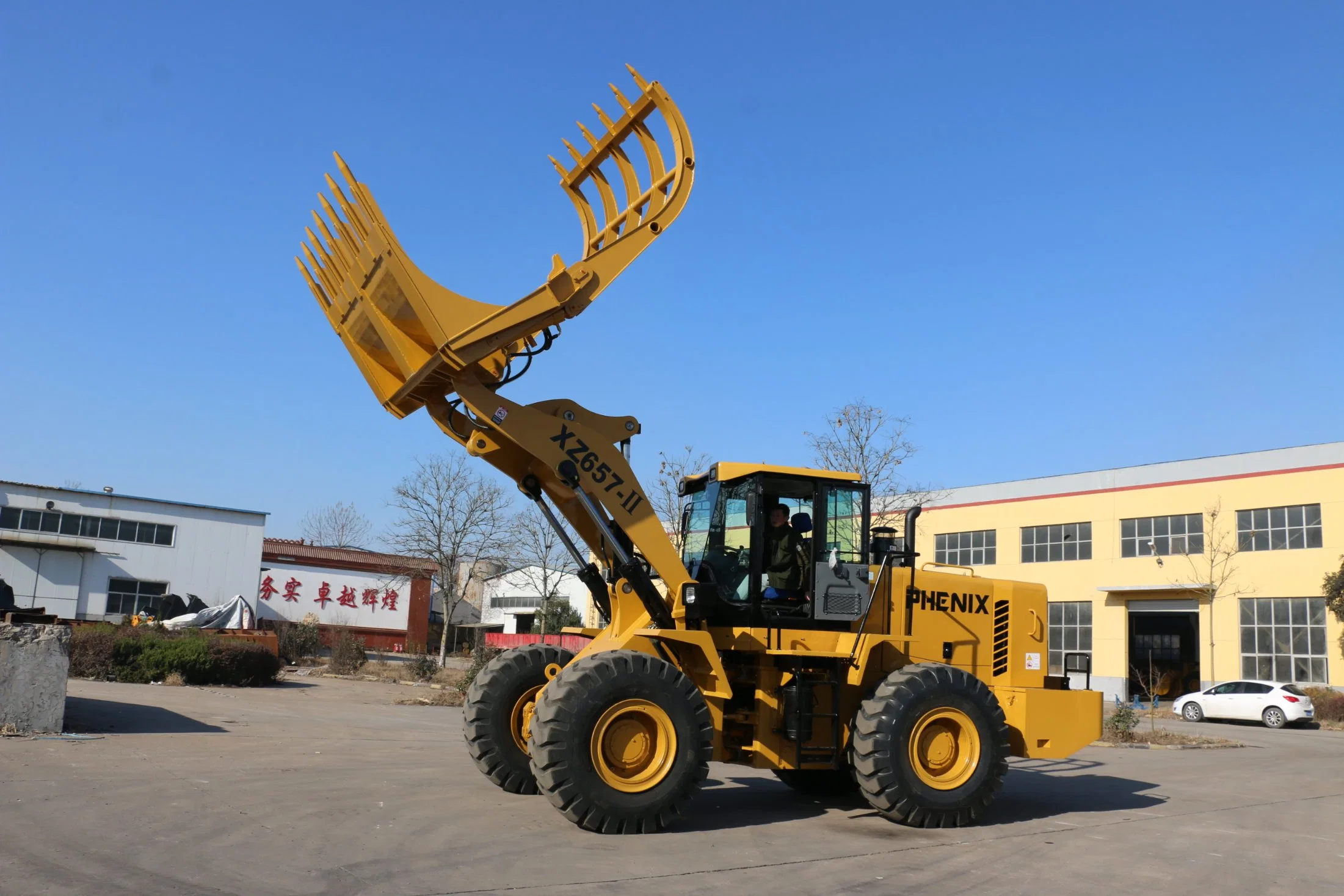 Hydraulic Wheel Front End Articulated Loader 953 with Joystick/3.0m3 Bucket/Landscaping/Construction Projects with 3cbm Bucket &Grass Fork&Grass Clamp