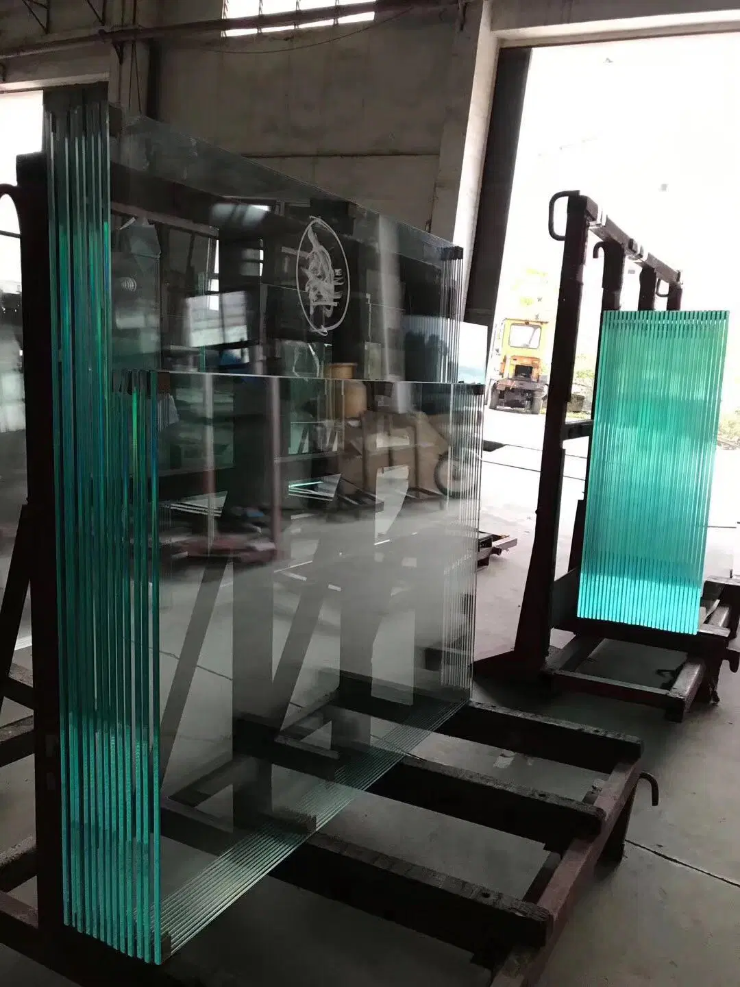 Flat/Curved/Clear/Colored Tempered Toughened Glass /Acid Etched / Frosted /Building /Construction Glass