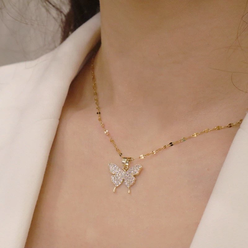 Mariposa de acero inoxidable de nuevo el collar de cristal de la mujer Bisutería