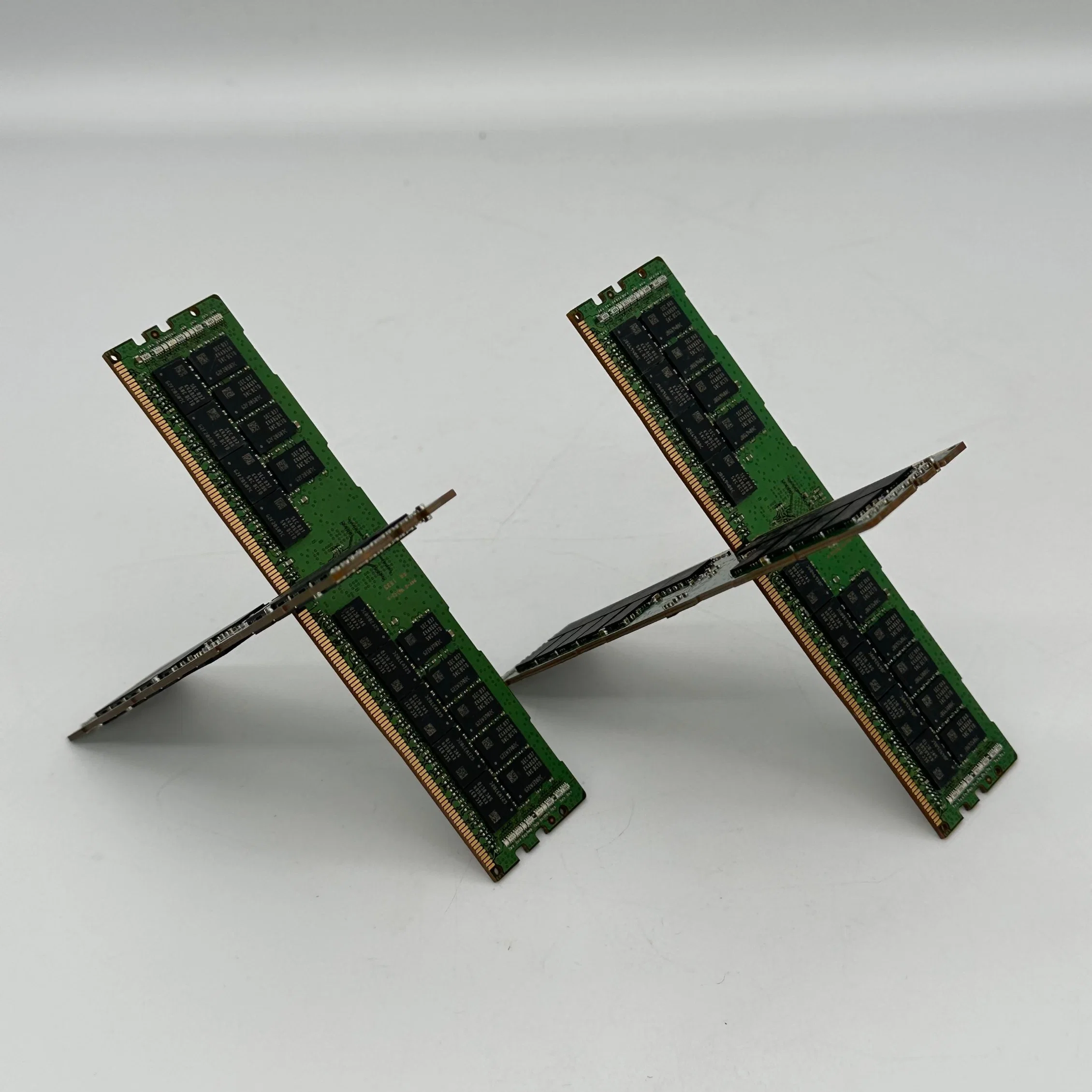 Most Popular Memory M391A1K43bb1-CRC DDR4 Ecc 8g 1rx8 2400 RAM Server Memory