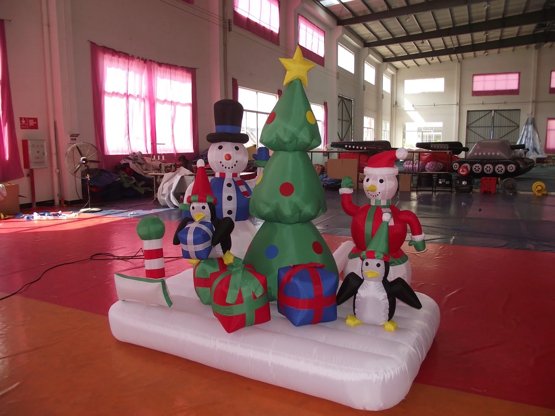 Inflatable Christmas Tree Decorative Toy Inflatable Christmas Toy Xmas Party (AQ5788)