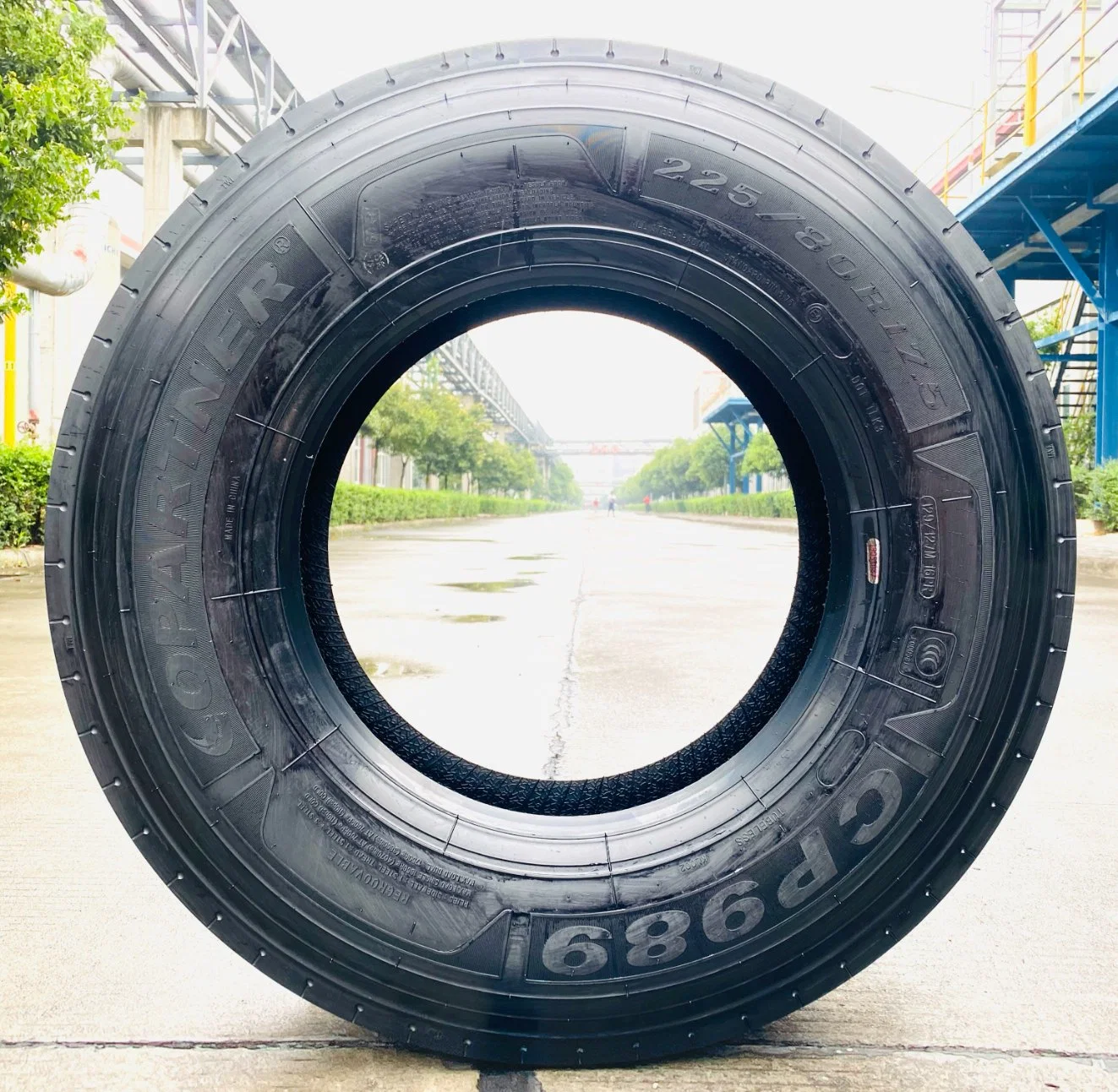 295/60r22.5 225/80r17.5 265/70r19.5 275/80r22.5 Best Quality Bus Tyre and Truck Tyre