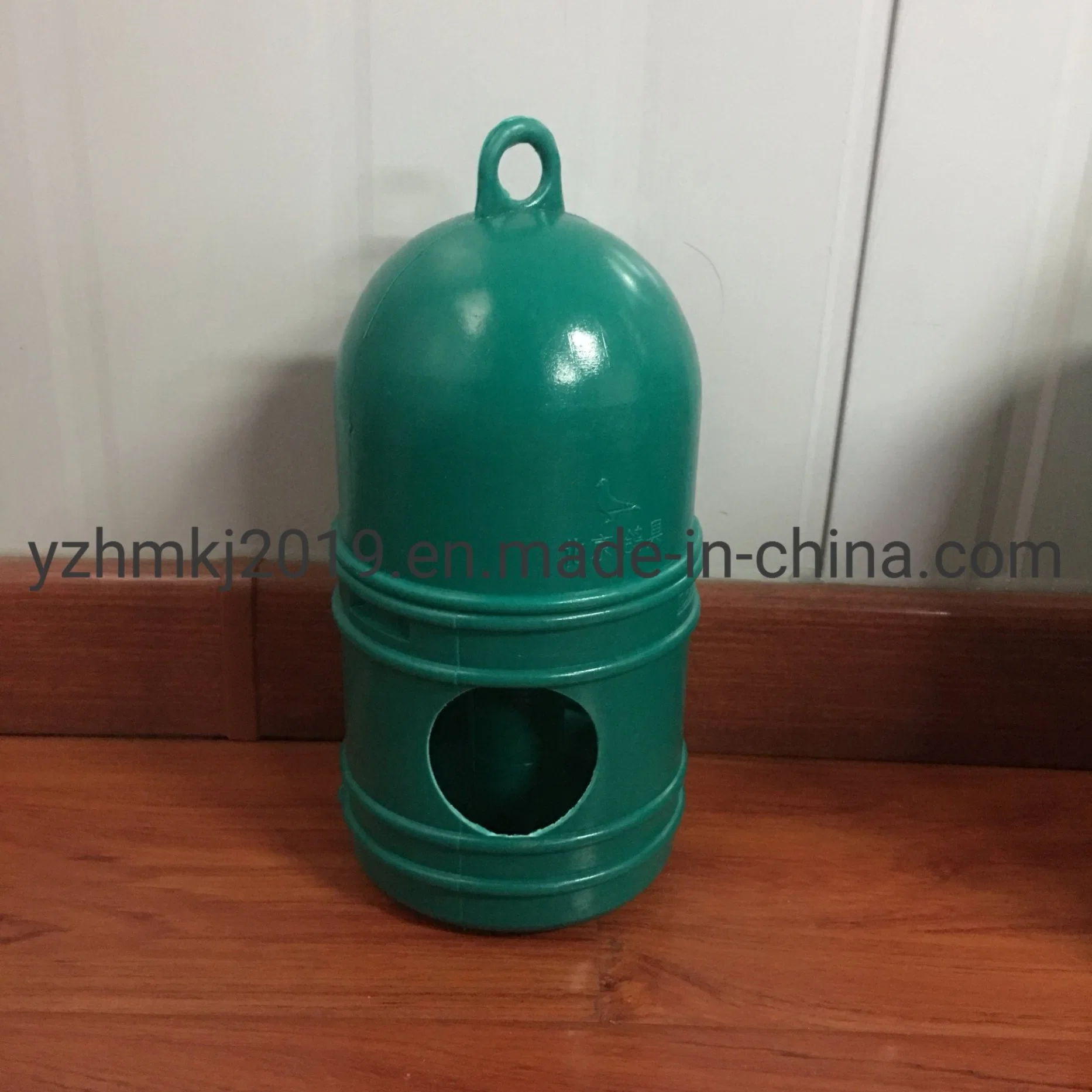 Factory Make New Design Pigeon Poultry Water Drinkers