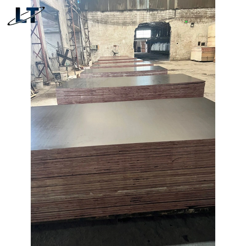 China Linyi 12 mm 18 mm 25 mm Preto Preto POPLAR shuttering Placa de contraplacado de betão para cofragem de construção