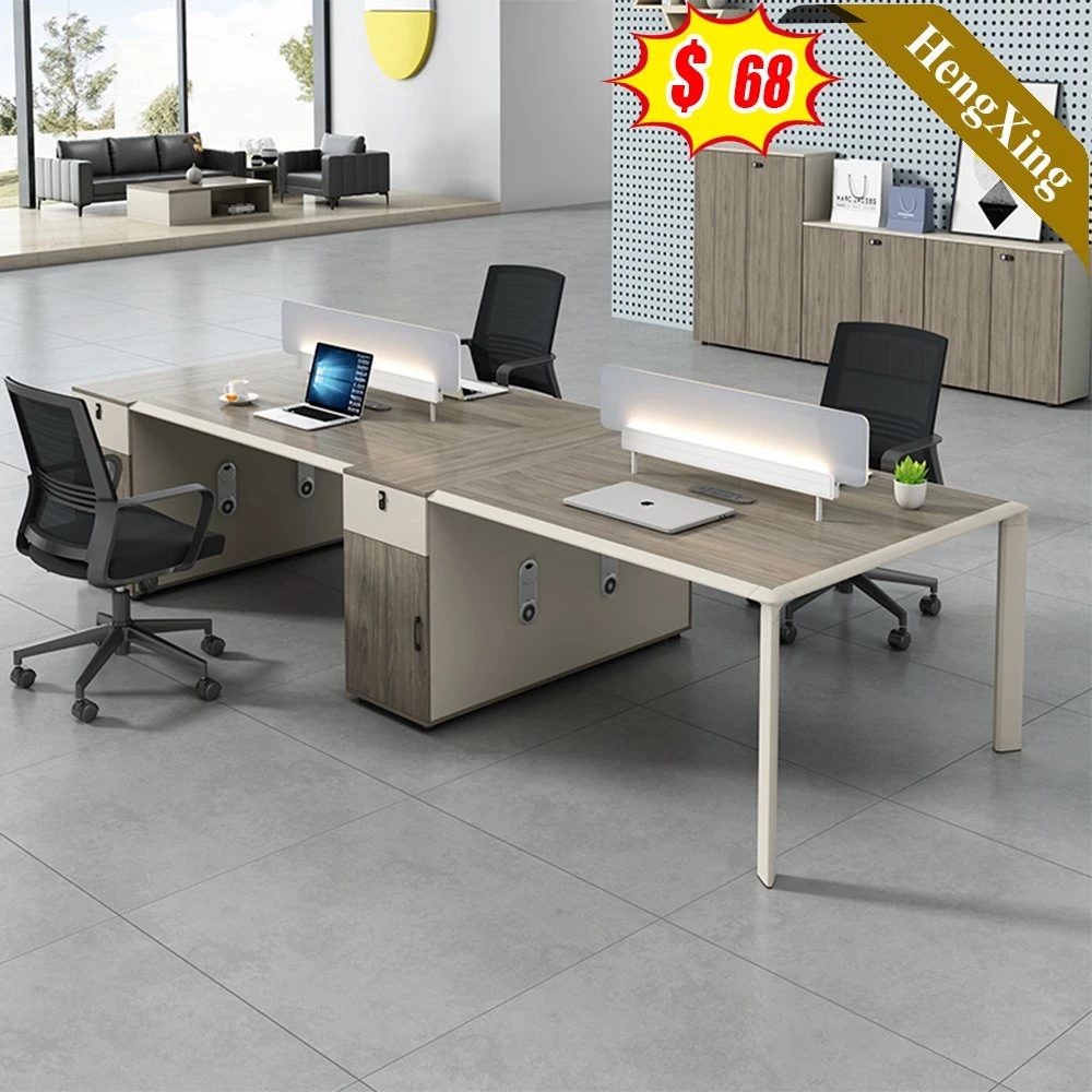 Elégant mobilier moderne de bureau en bois gratuit combiné poste de travail 2/4/6 personnel Partition de bureau