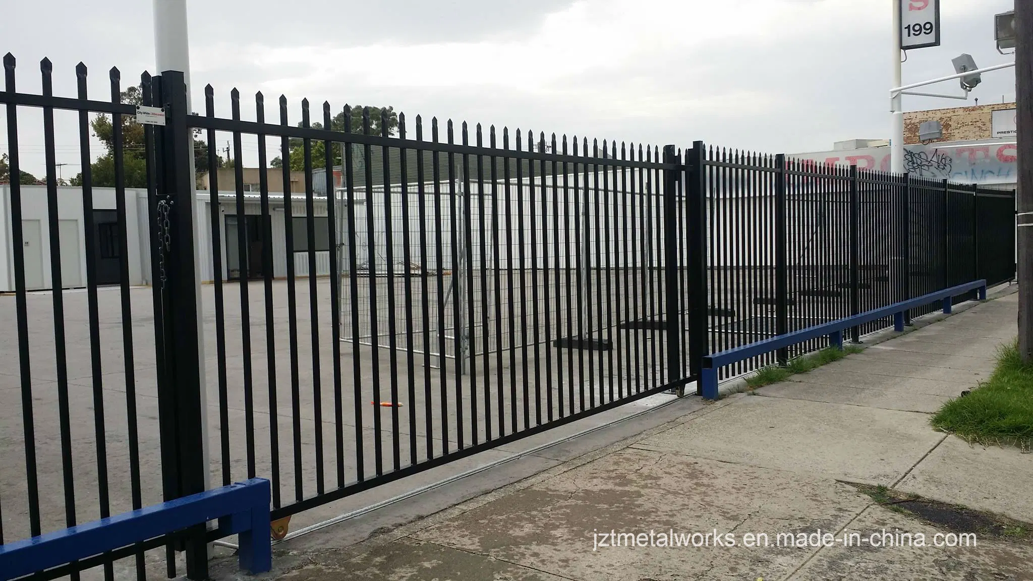 Factory Manufacture Outdoor Aluminium Metal Garage Sliding Gate Balustrade / Steel Fence Gate Balustrade, Wrought Iron Automatic Main Gate Balustrade