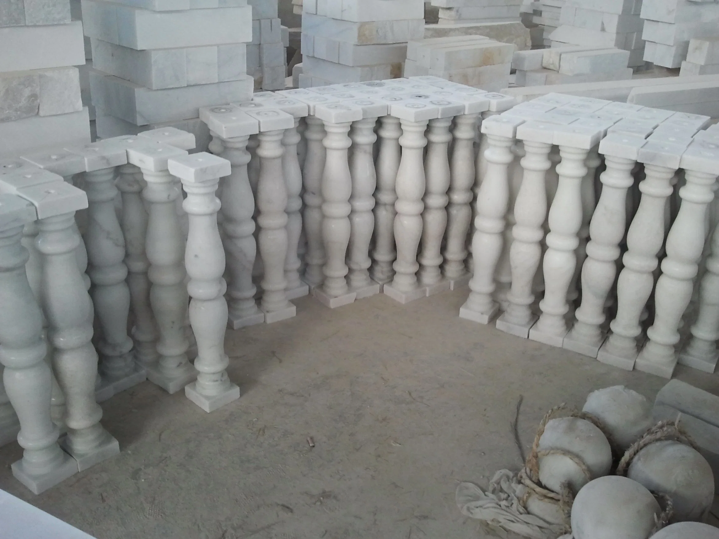 China Guangxi White Marble Stone Balustrade and Railing for Stairs