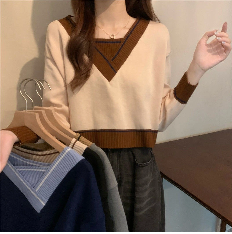 Women's V-Neck Sweater with Bottoming Shirt in Fashion Sweater