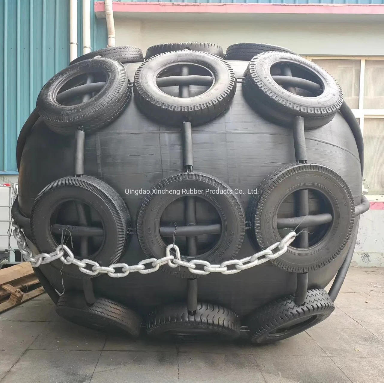 Qingdao Xincheng Pneumatic Marine Balloon Rubber Fender for Boat Dock