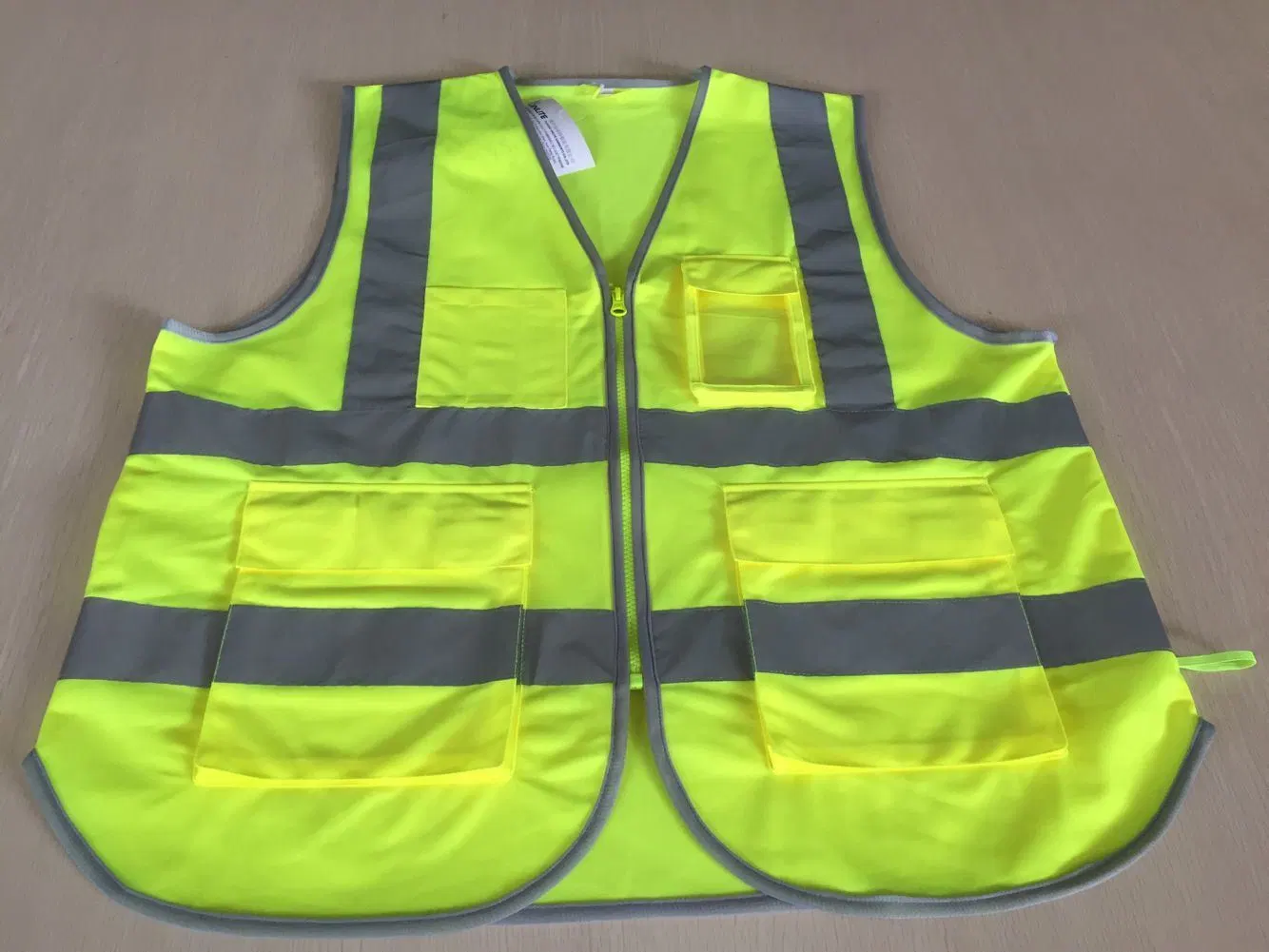 High Visibility Safety Vest Safety Wear Clothes with Reflective Tape