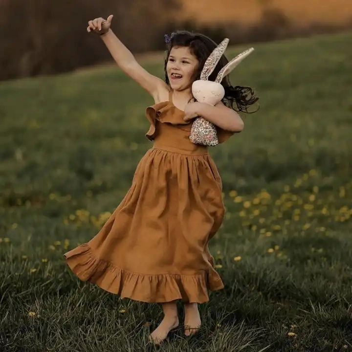 Ropa de verano OEM niñas Suspender volante vestidos bebe niña vestido de ropa para niños para niños 5-12 años de edad las niñas visten