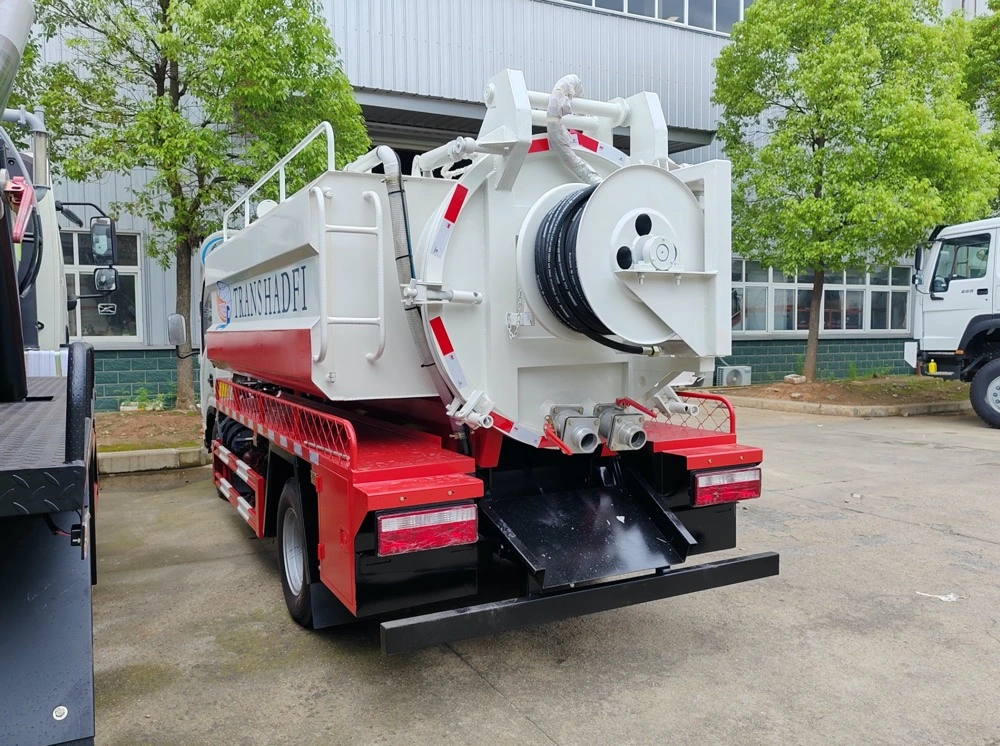 5cbm, 10cbm Sewage Suction Truck Vacuum Truck with Cleaning System