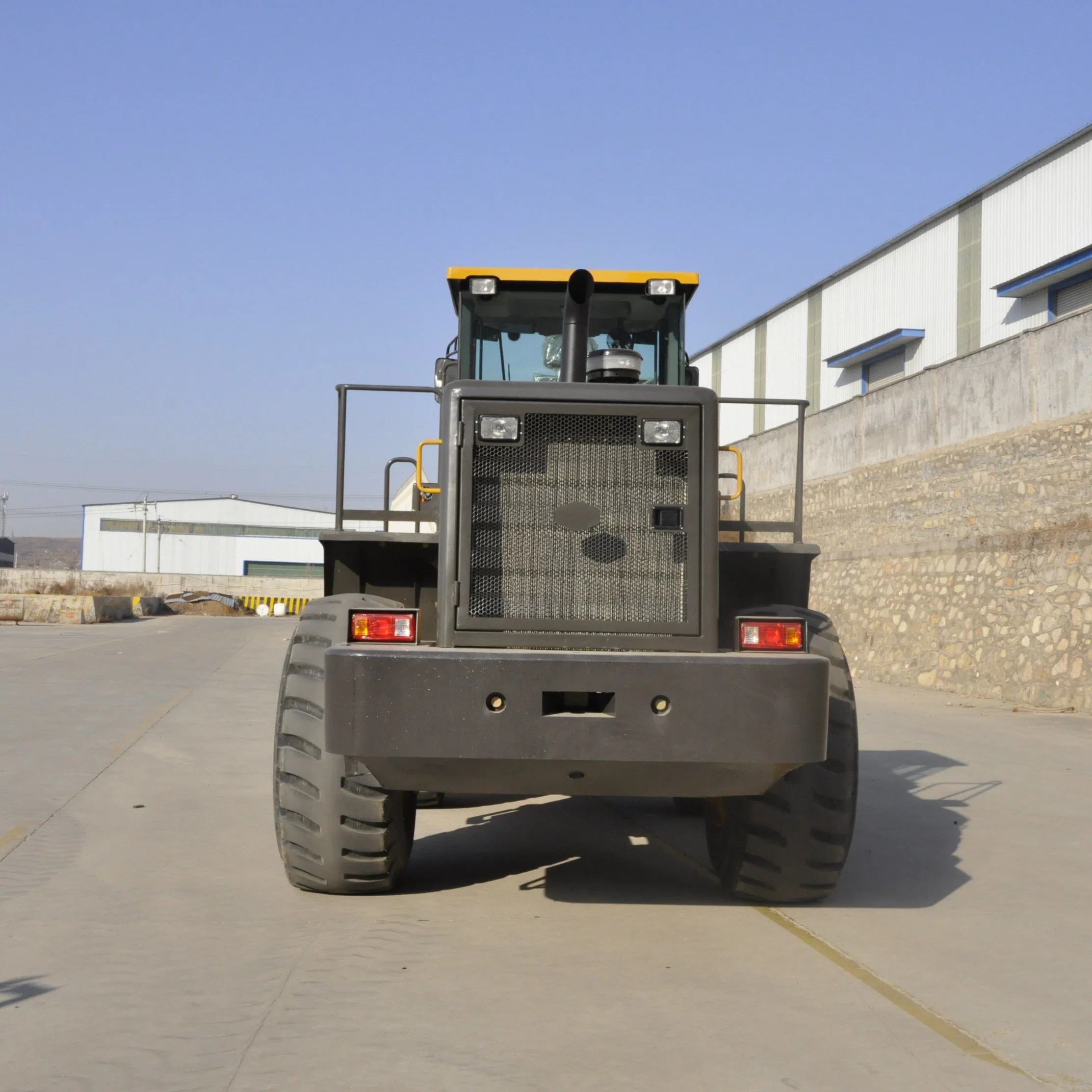 Daiyue Feicheng Shandong SD Yineng Yn958g Front End Loader 4WD Wheel Loader